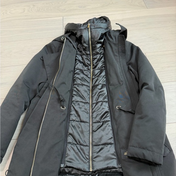 [Massimo Dutti] Black Hooded Puffer Jacket - Picture 4 of 16
